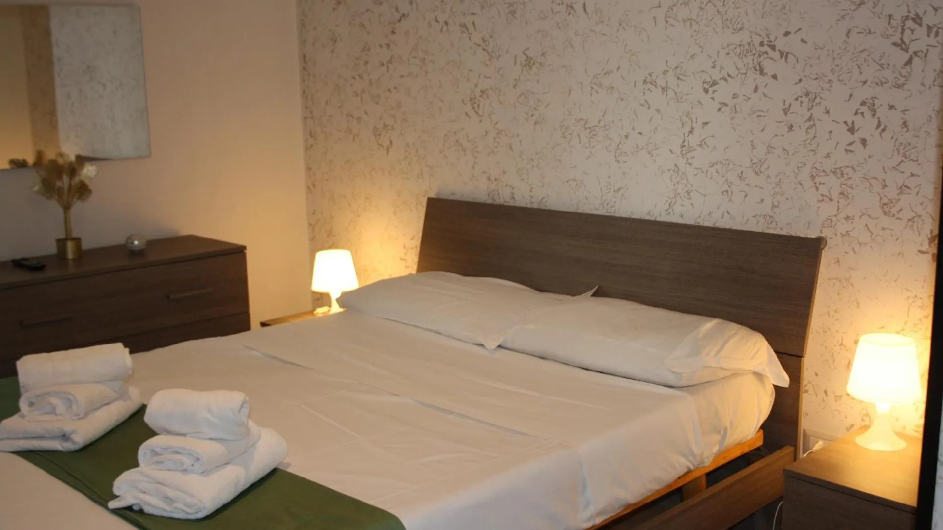 Apiro 11 Apartment Rome