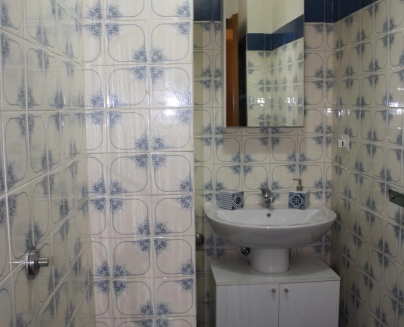Apiro 11 Apartment Rome 0*,